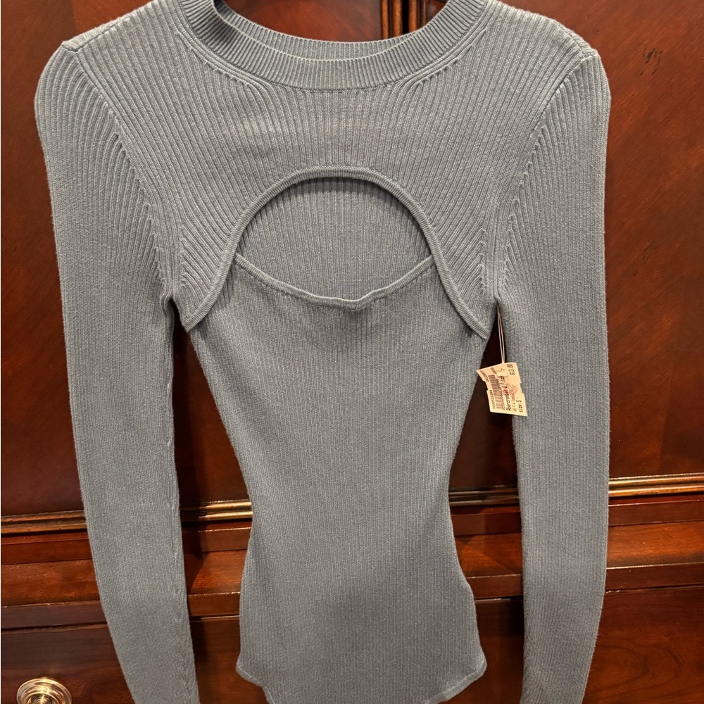 Abercrombie & Fitch Ribbed Long-Sleeve Cutout Top - Gray